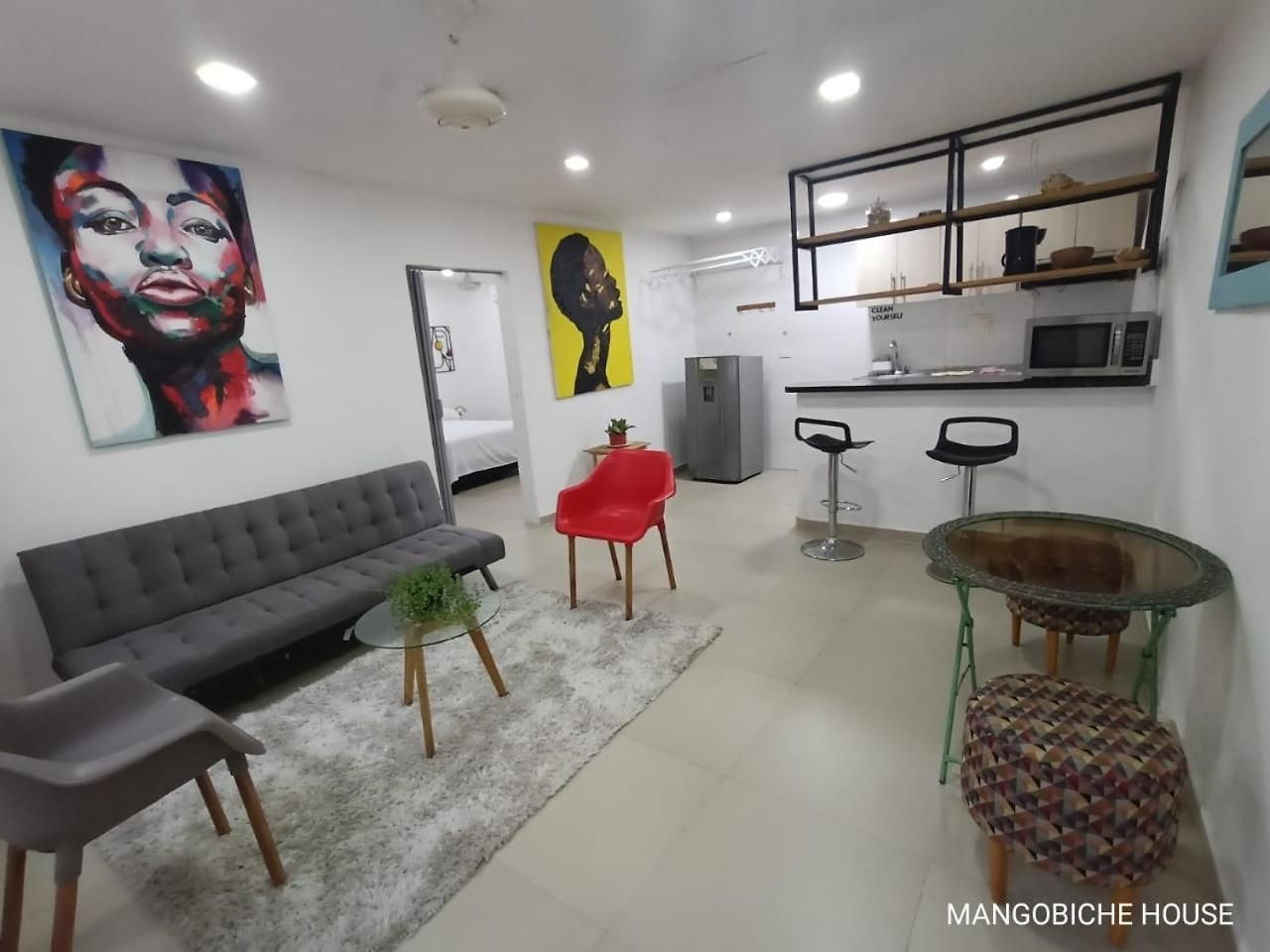 Mango Biche - House Bed & Breakfast