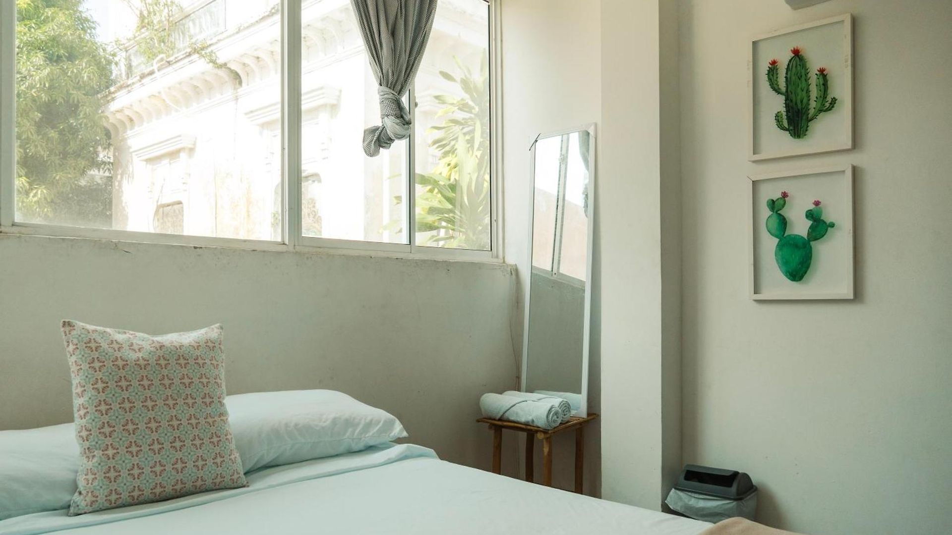 Mango Biche - House Bed & Breakfast *