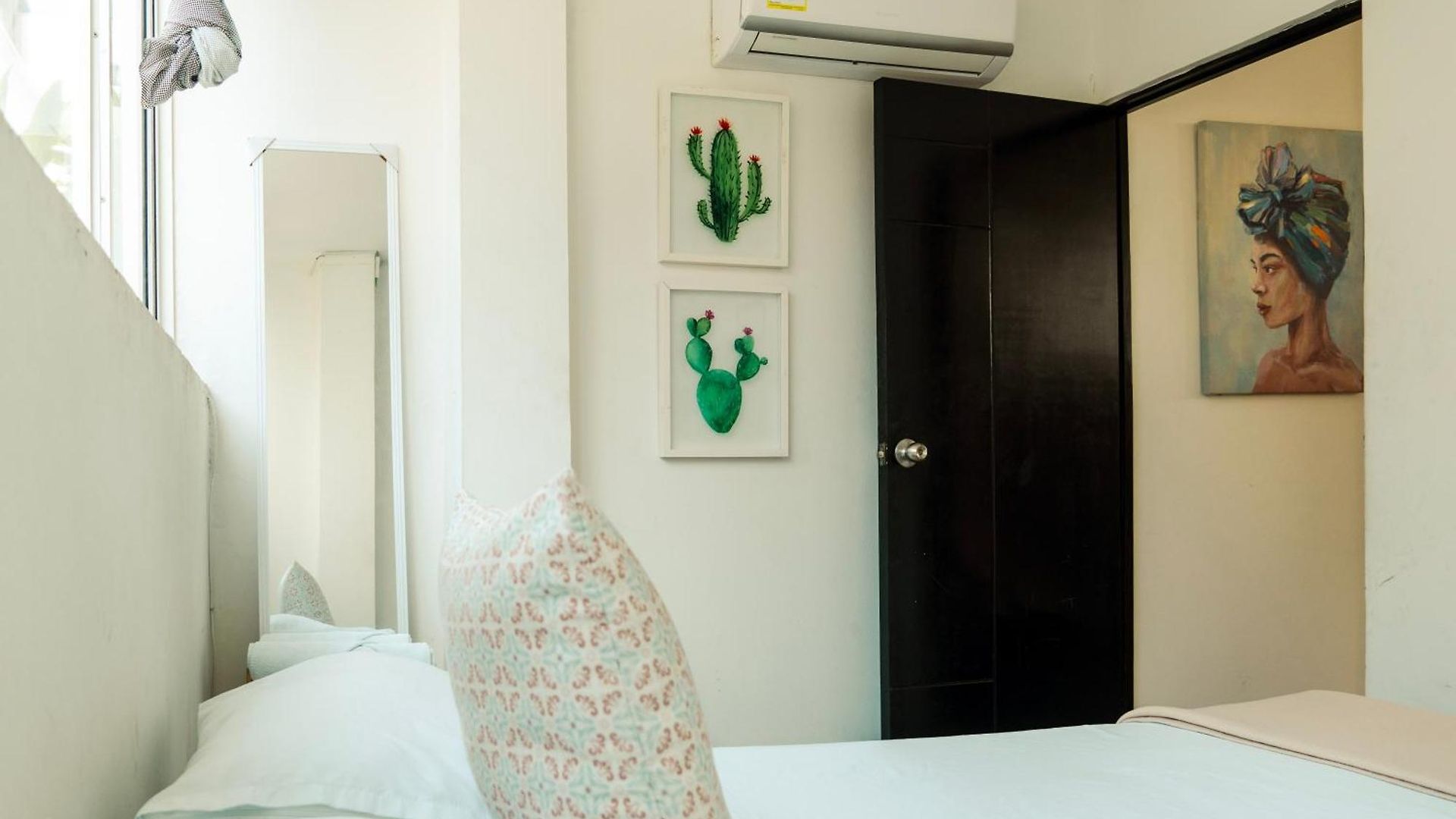 Mango Biche - House Bed & Breakfast *